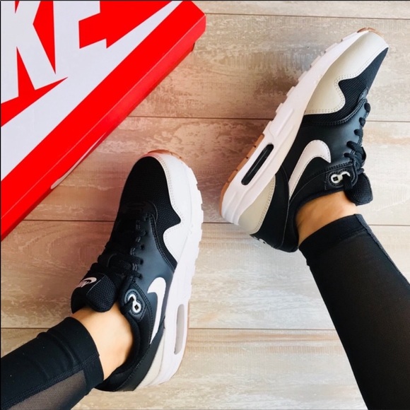 NWT Nike Air Max 1 - Picture 2 of 8